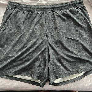 Lululemon Men’s Pace Breaker Linerless 7 in Inseam Size XXL